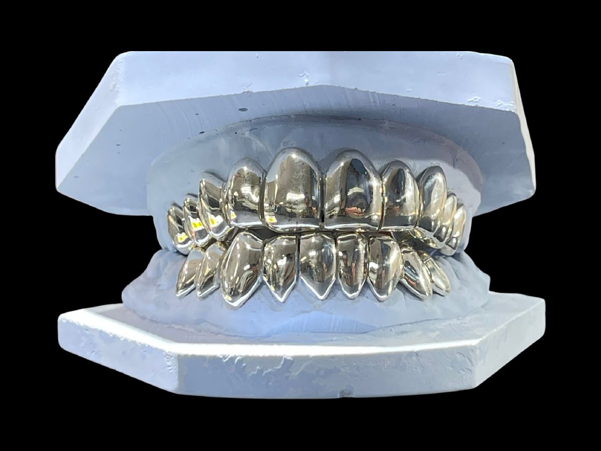 10 on 10 Silver custom grillz by Ray The Jeweler & Co.